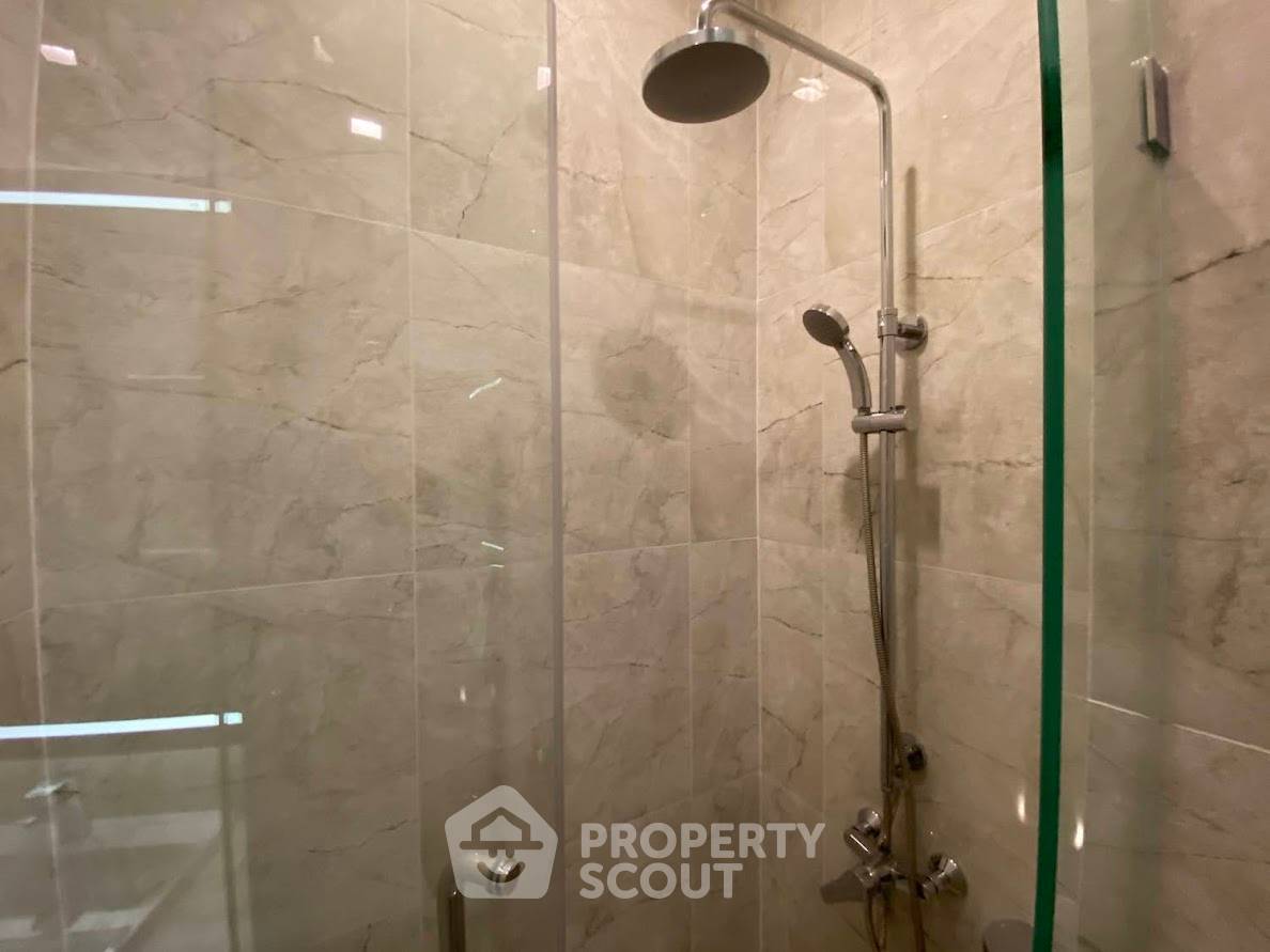 picture 2-BR Condo at Noble Around Sukhumvit 33 near BTS Phrom Phong (ID 2462336) - 15/19