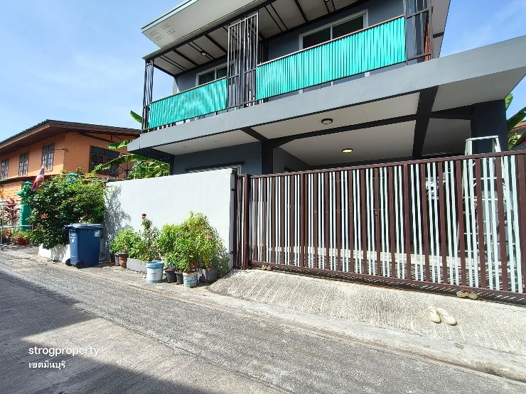 รูป บ้านแฝด สุวินทวงศ์ มีนบุรี  บ้านสร้างเองพร้อมอยู่  ใกล้มีนบุรี  สนใจ  085-318-6868​☎️​ - รูปที่ 2/10