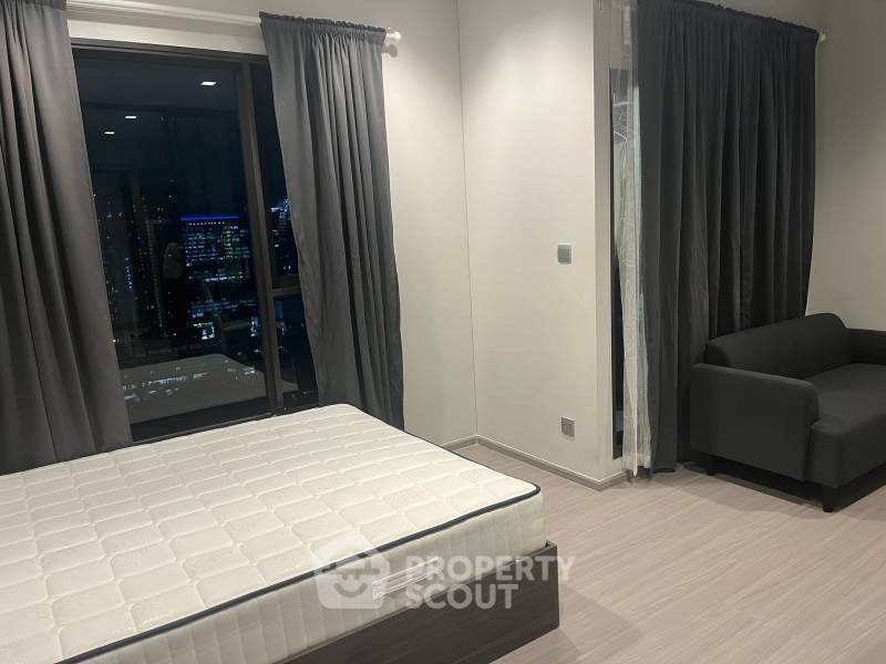 picture 1-BR Condo at Life Asoke - Rama 9 near MRT Phra Ram 9 (ID 1953366) - 5/12