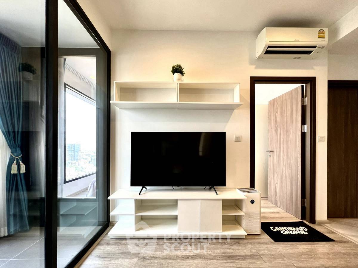 picture 1-BR Condo at Ideo Mobi Asoke near MRT Phetchaburi (ID 2463757) - 7/15