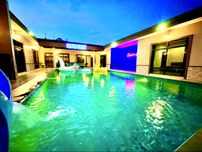 บ้านเดี่ยว เขาชีจรรย์ : วิลล่าสระว่ายน้ำ 4 ห้องนอน ในห้วยใหญ่