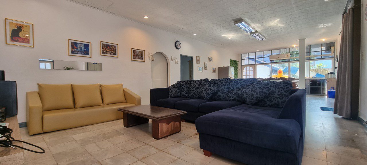 รูป วิลล่าพูล 7 ห้องนอนให้เช่าในจอมเทียน - รูปที่ 1/29