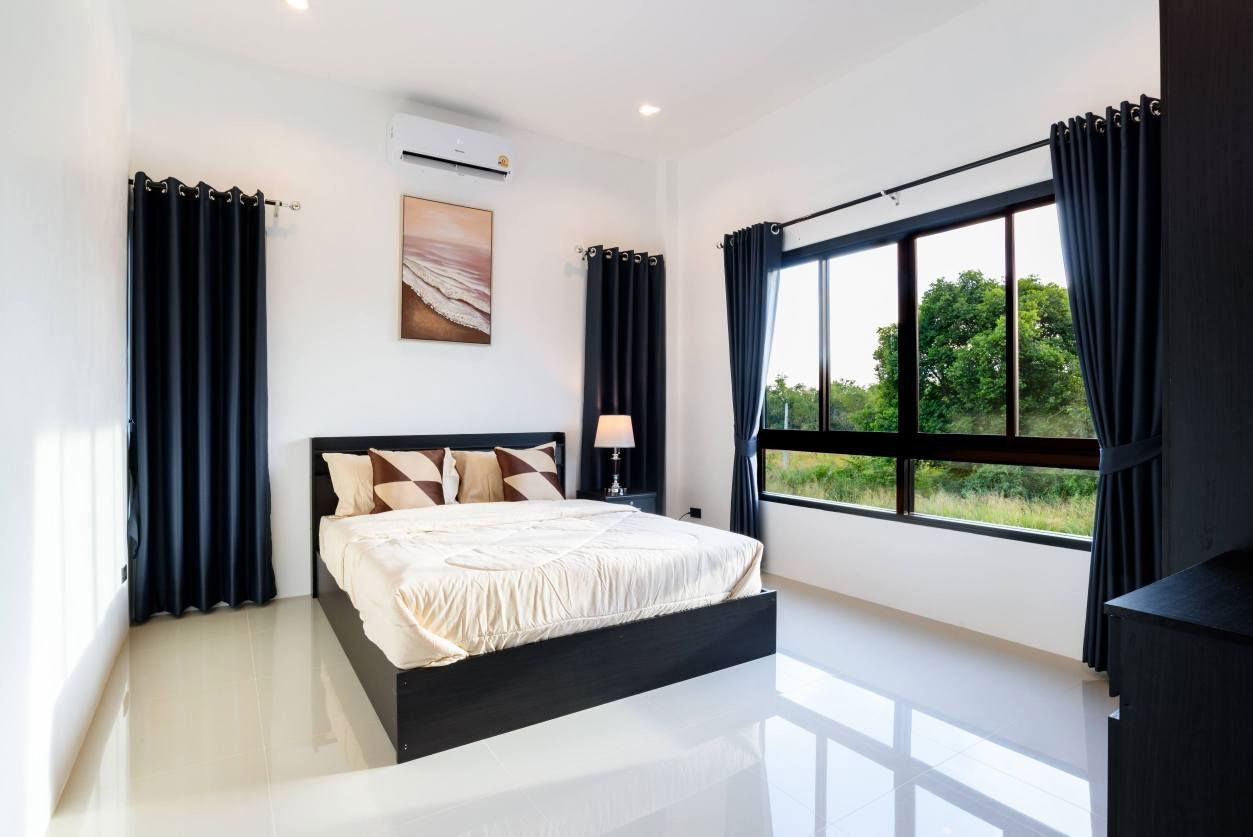 picture Modern 2-Storey House for Sale 3 Bedrooms in Sattahip - 12/16