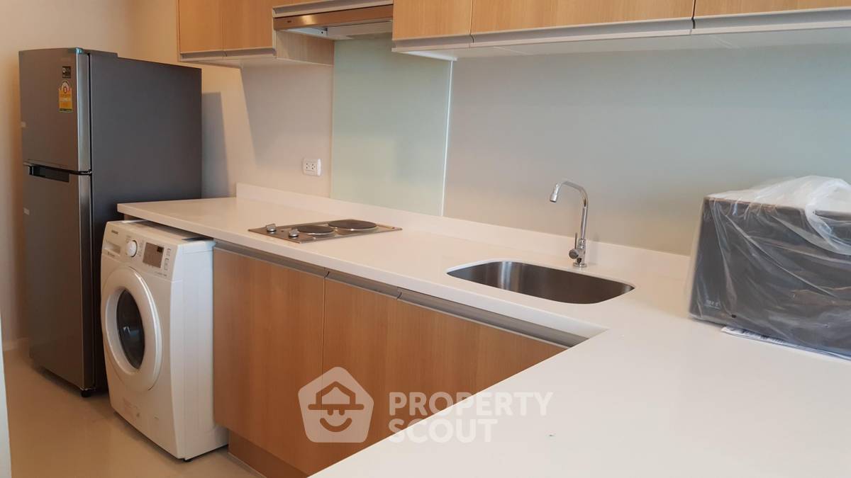 picture 1-BR Condo at Villa Asoke near MRT Phetchaburi (ID 452630) - 8/11