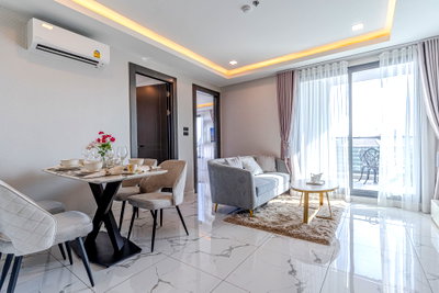 Condos for sale : Arcadia Millennium Tower 2 Bedrooms for Sale