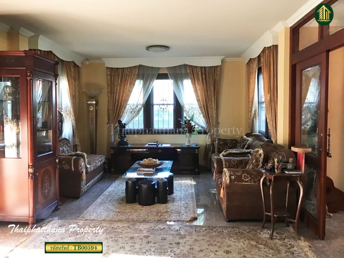 รูป ขายด่วนบ้านสร้างเอง หลังใหญ่ 245 ตารางวา ใกล้สำนักงานเขตทวีวัฒนา  - รูปที่ 4/9