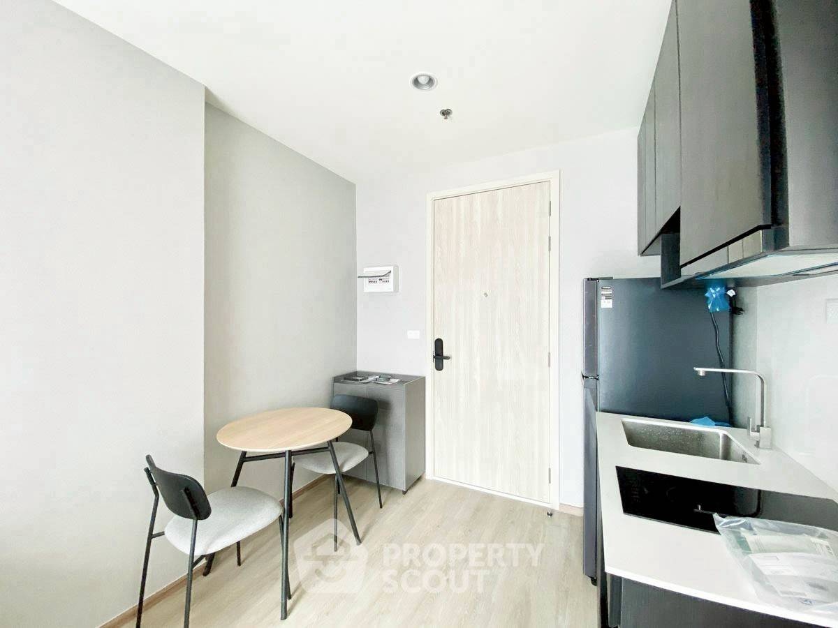 รูป คอนโด 1-ห้องนอน ที่ นิว ดิสทริค อาร์9 ใกล้ MRT พระราม 9 (ID 2459971) - รูปที่ 1/18