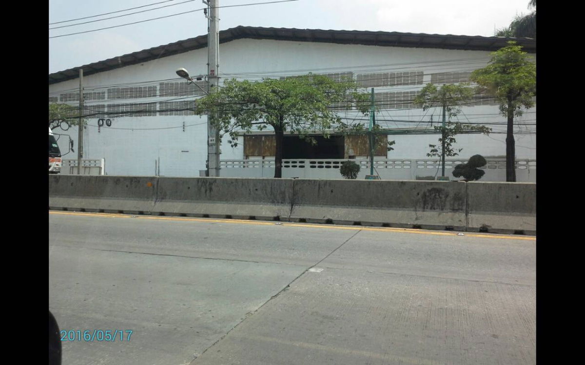 รูป ขายที่ดิน 6 ไร่ครึ่งติดถนนใหญ่ปู่เจ้าสมิงพรายใกล้สะภานภูมิพล - รูปที่ 4/9