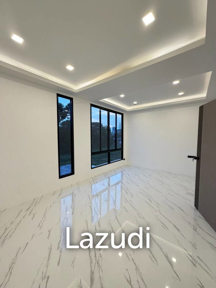 รูป ทาวน์โฮม 4 ห้องนอน 4 ห้องน้ำ ใกล้ถนนคนเดิน - รูปที่ 14/30