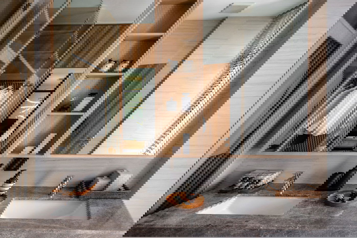 รูป ขายพูลวิลล่า 2 ชั้นสไตล์โมเดิร์นในพัทยาตะวันออก - รูปที่ 3/12