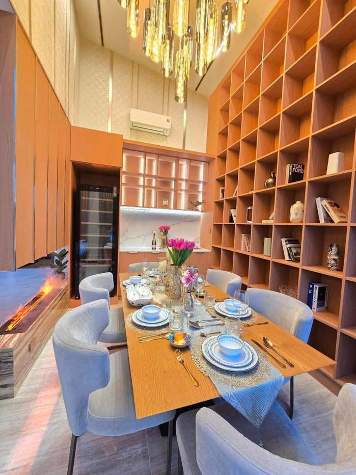 picture Luxury 5-Bedroom Pool Villa for Rent – Mabprachan, East Pattaya - 3/19