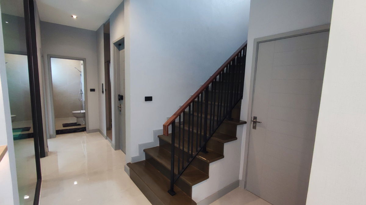 รูป บ้านเดี่ยวหลังใหญ่ ทำเลศักยภาพ ทำเลบางนา ใกล้ทางด่วน ใกล้ รร.นานาชาติ ใกล้โรงพยาบาล - รูปที่ 5/17