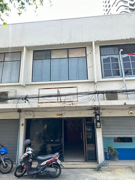 อาคารพาณิชย์ให้เช่า 2 ชั้น (11 ตรว) 1 ห้องนอน 1 ห้องน้ำ 1 ห้องครัว ถนนจันทร์ ตรงข้ามวัดไผ่เงิน เหมาะหรับหรับทำกิจการ 12,000 เจ้าของประกาศเอง