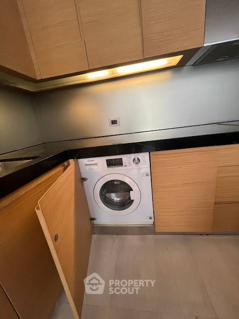 picture 1-BR Condo at Saladaeng Residences near MRT Si Lom (ID 2462328) - 5/16