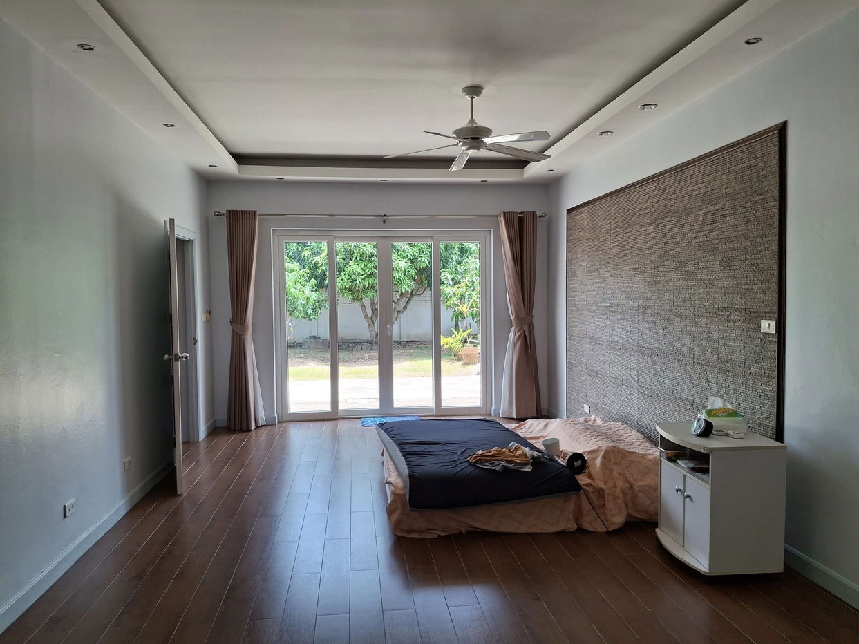 picture Two Private Pool Villas for Sale for Sale in Bang Saray - 13/17