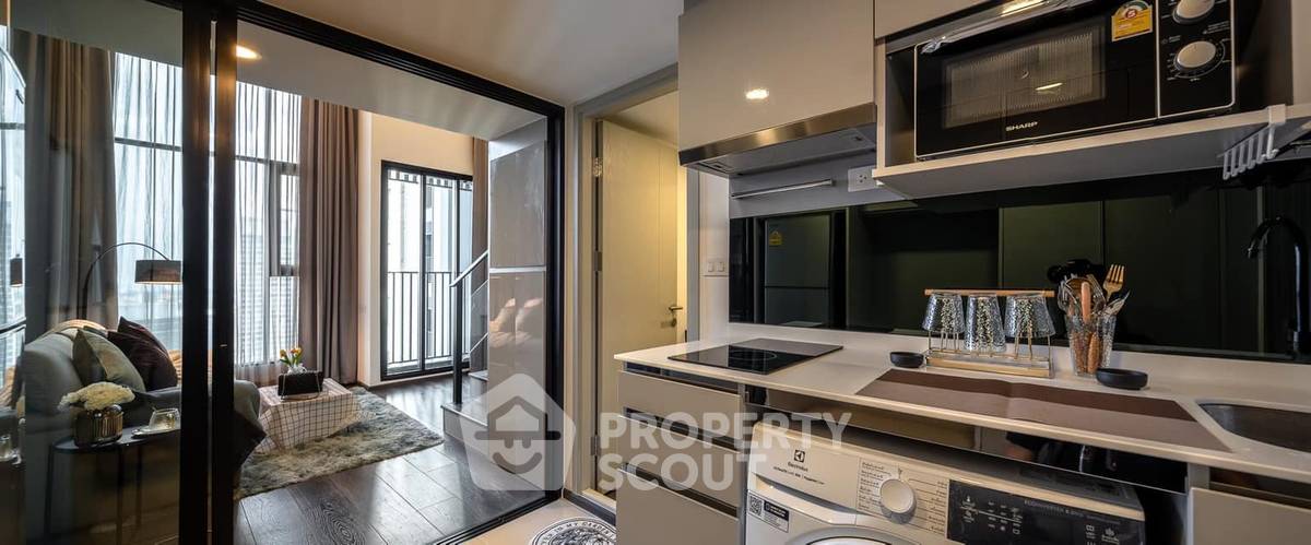 picture 1-BR Condo at Knightsbridge Space Ratchayothin near BTS Ratchayothin (ID 899108) - 3/9