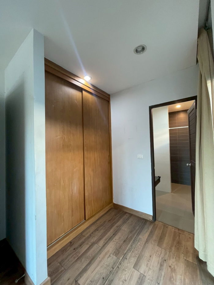 รูป ให้เช่าบ้านเดี่ยวสองชั้น  2 ห้องนอน 3 ห้องน้ำ 1  ห้องครัว  1  ที่จอดรถ - รูปที่ 7/24