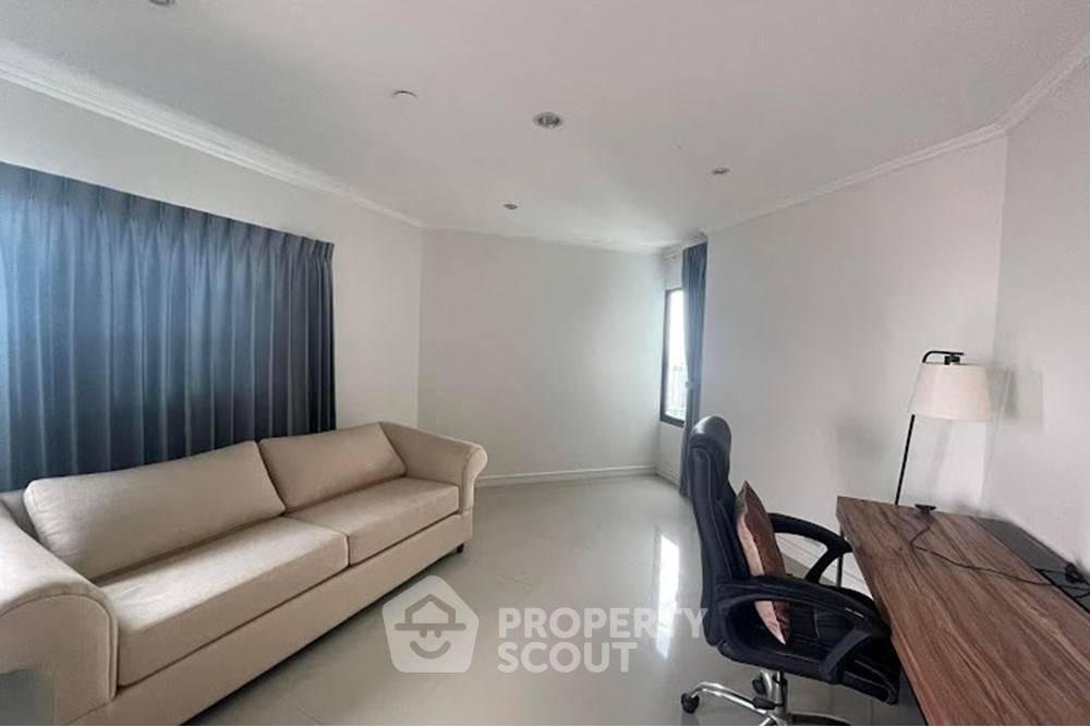 รูป คอนโด 3-ห้องนอน ที่ สาธร การ์เด้นส์ ใกล้ MRT สีลม (ID 1842476) - รูปที่ 4/12