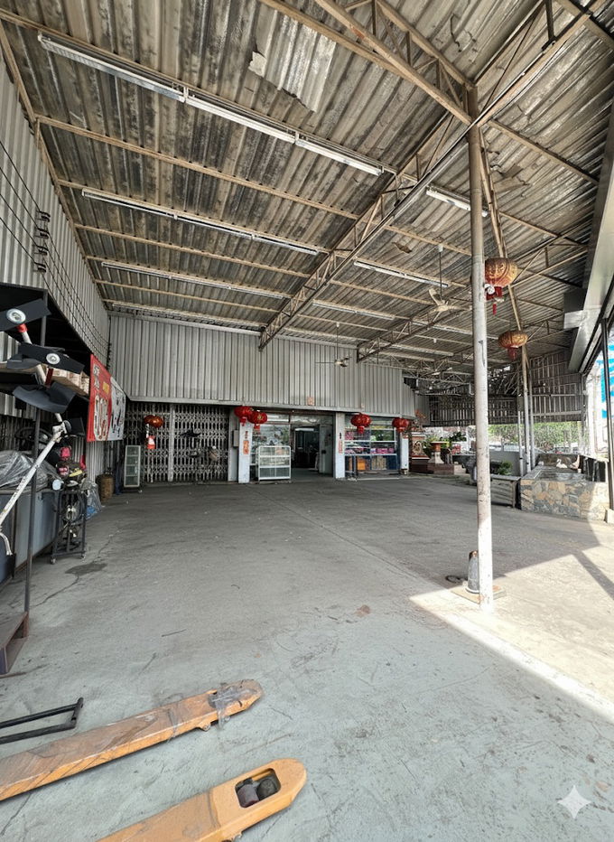 รูป อาคารพาณิชย์ 7 คูหา 5 ชั้น ปิ่นเกล้า ติดถนนใหญ่สิรินธร ตรงข้ามช่างชุ่ย พท. 189 ตรว พื้นที่ใช้สอย 2500 ตรม ที่จอดรถ 10 คัน++ - รูปที่ 2/21