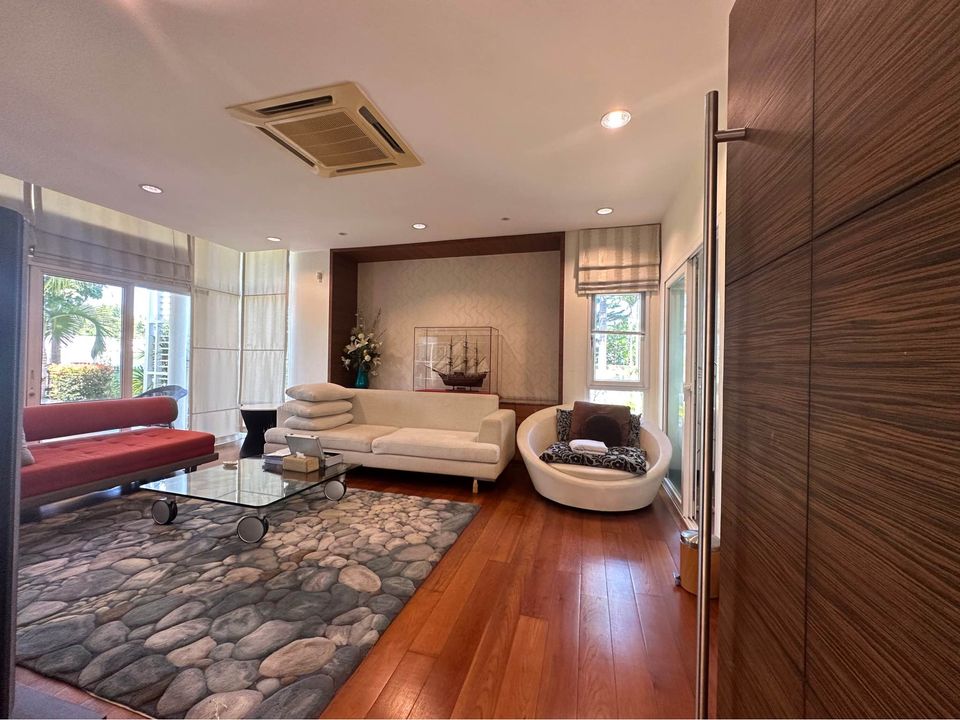 รูป 4 Bedrooms Pool Villa for Sale in Jomtien - รูปที่ 2/9