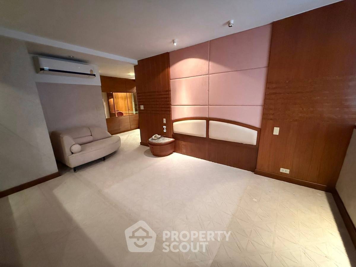 รูป คอนโด 3-ห้องนอน ที่ เพรสซิเดนท์ ปาร์ค คอนโดมิเนี่ยม ใกล้ MRT ศูนย์การประชุมแห่งชาติสิริกิติ์ (ID 2463131) - รูปที่ 10/13