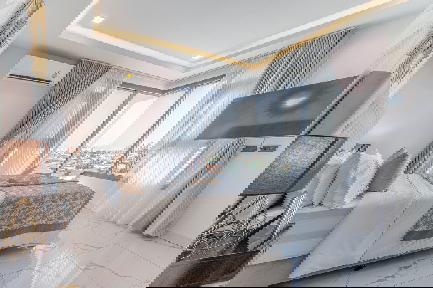 picture Arcadia Millennium Tower 2 Bedrooms for Sale - 7/10