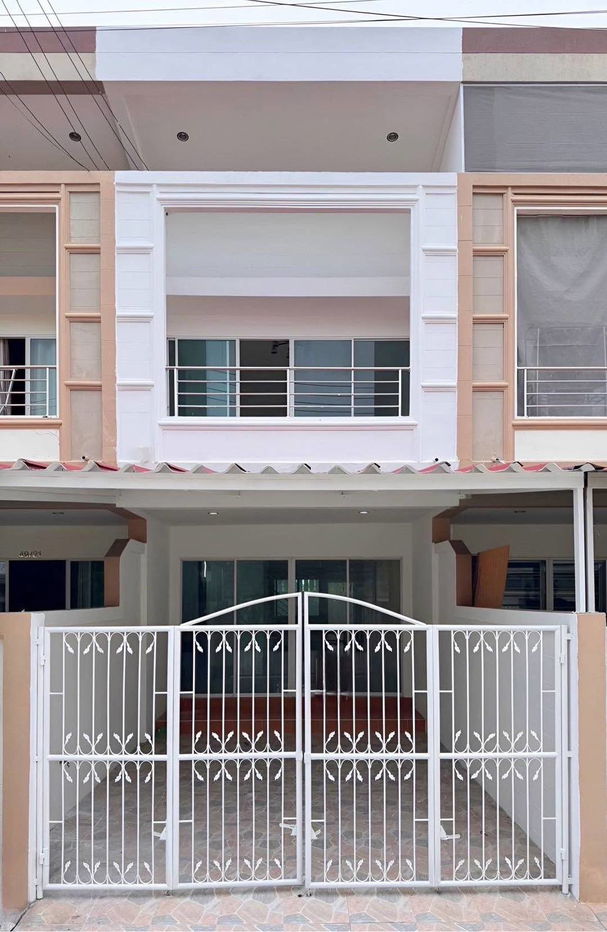 รูป 2-Bedroom Townhouse for Sale in Nong Pla Lai - รูปที่ 9/9