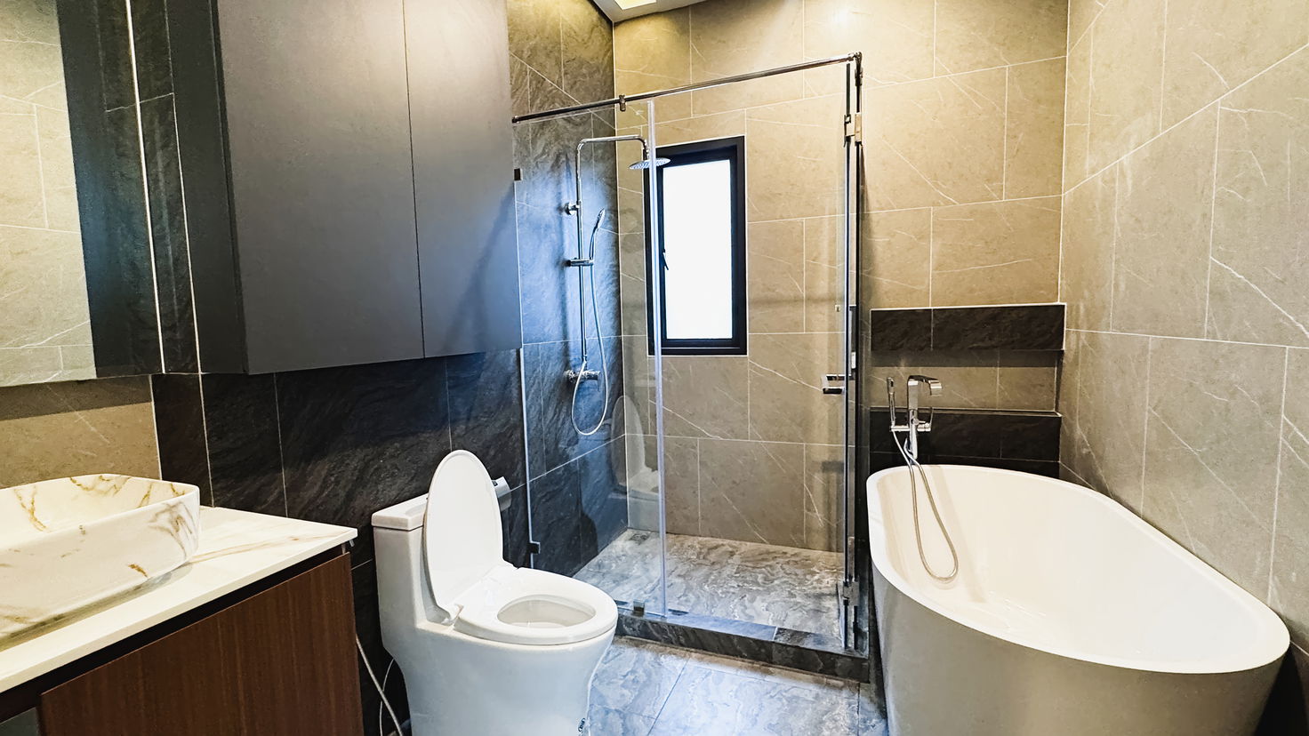 รูป วิลล่าหรูสไตล์อังกฤษให้เช่า – พัทยาตะวันออก - รูปที่ 20/23