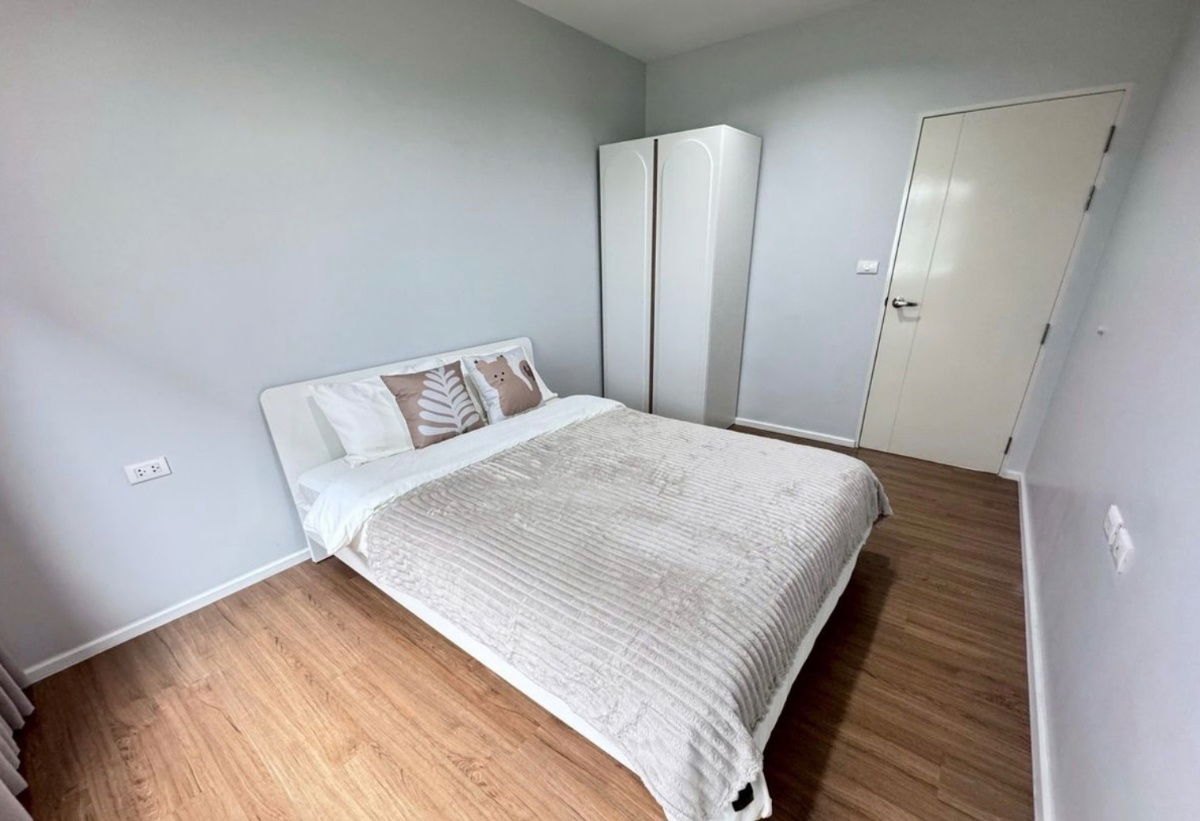 รูป เช่าทาวน์โฮม 3 ชั้น ม. บ้านกลางเมือง พระราม 9 - กรุงเทพกรีฑา สวย เฟอร์ครบ สนใจแอตไลน์ครับ@841qqlnr - รูปที่ 22/29