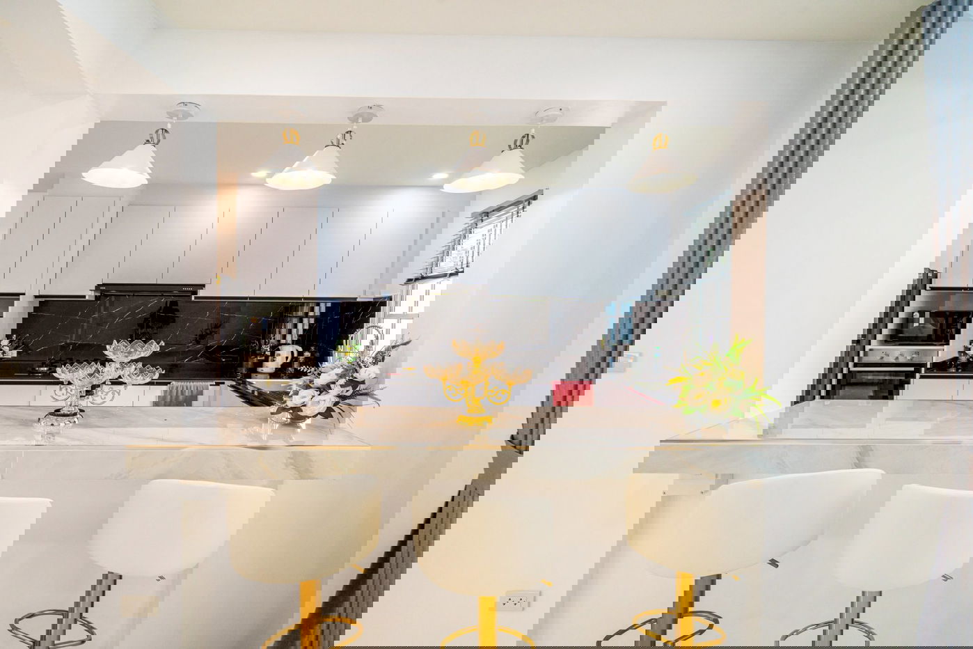 picture Elegant 4-Bedroom Pool Villa for Sale in East Pattaya - 9/19