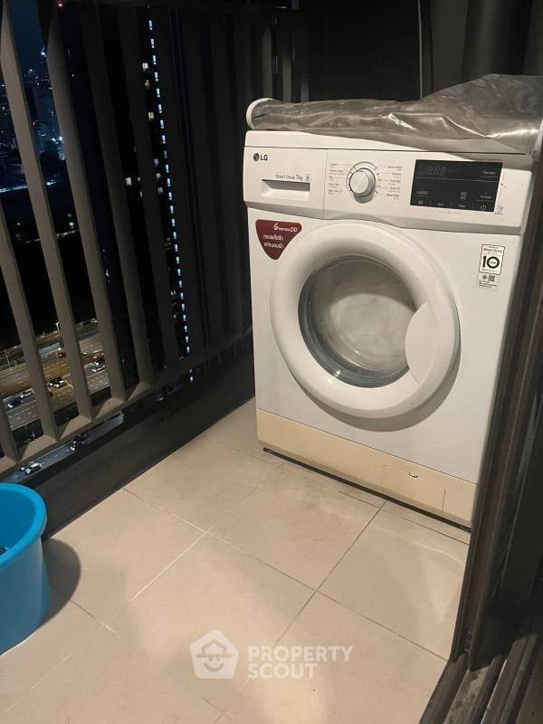 picture 1-BR Condo at Life Asoke - Rama 9 near MRT Phra Ram 9 (ID 1953366) - 11/12