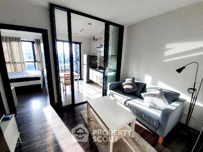 Condos for sale : 1-BR Condo at The Base Park East Sukhumvit 77 near BTS On Nut (ID 824037)