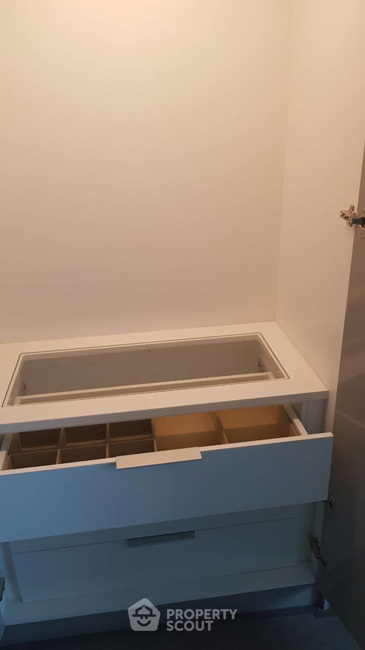 picture 1-BR Condo at A Space ID Asoke Ratchada near MRT Phra Ram 9 (ID 1411104) - 8/17