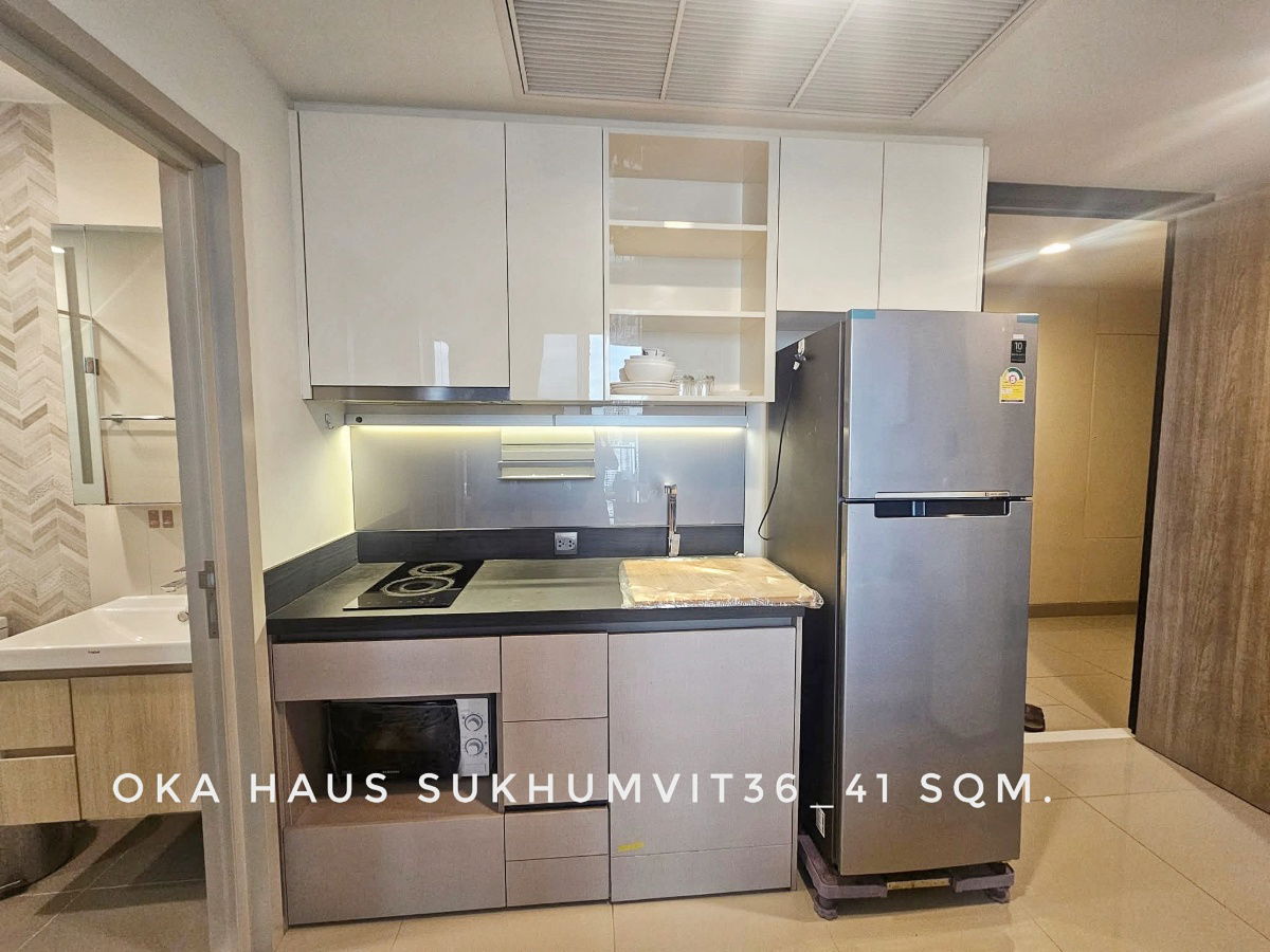 รูป 🎉Hot!! Condo​ For​ Rent 2 bedrooms at Oka​ Haus​ Sukhumvit36 opposite Vimut-Theptarin Hospital near Lotus's, BigC - รูปที่ 6/9