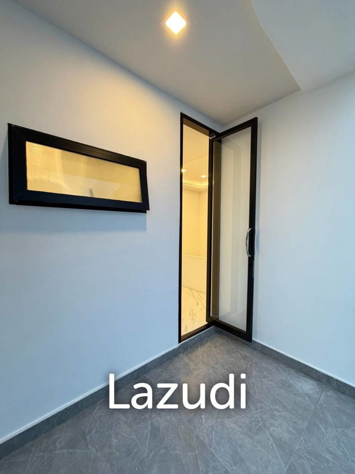 รูป ทาวน์โฮม 4 ห้องนอน 4 ห้องน้ำ ใกล้ถนนคนเดิน - รูปที่ 24/30