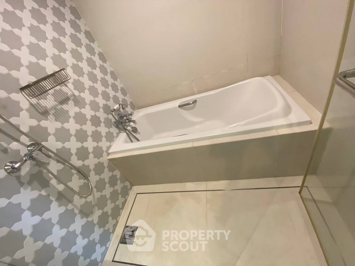 รูป คอนโด 1-ห้องนอน ที่ ออกัสตัน สุขุมวิท22 ใกล้ MRT ศูนย์การประชุมแห่งชาติสิริกิติ์ (ID 2133429) - รูปที่ 7/8