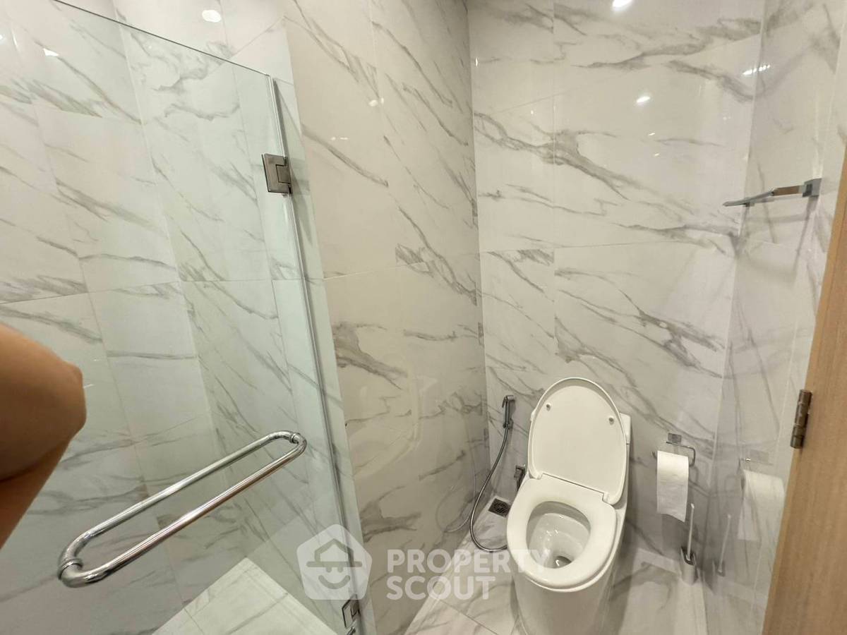 รูป คอนโด 2-ห้องนอน ที่ โนเบิล บีอี ไนน์ทีน สุขุมวิท ใกล้ BTS นานา (ID 1781750) - รูปที่ 13/14