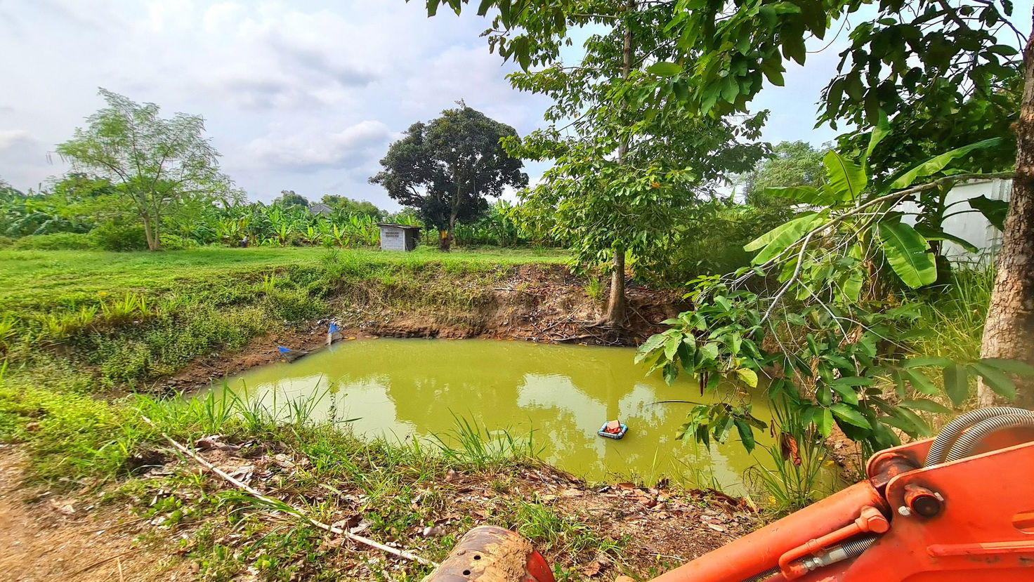 picture Spacious Private Villa with Swimming Pool for Sale – Bang Saray - 14/20