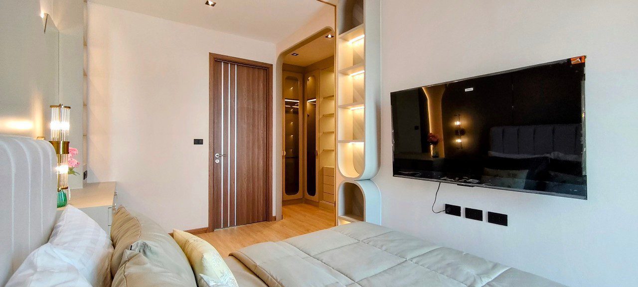 รูป ขายพูลวิลล่า 4 ห้องนอน สไตล์โมเดิร์น ในห้วยใหญ่ - รูปที่ 14/25