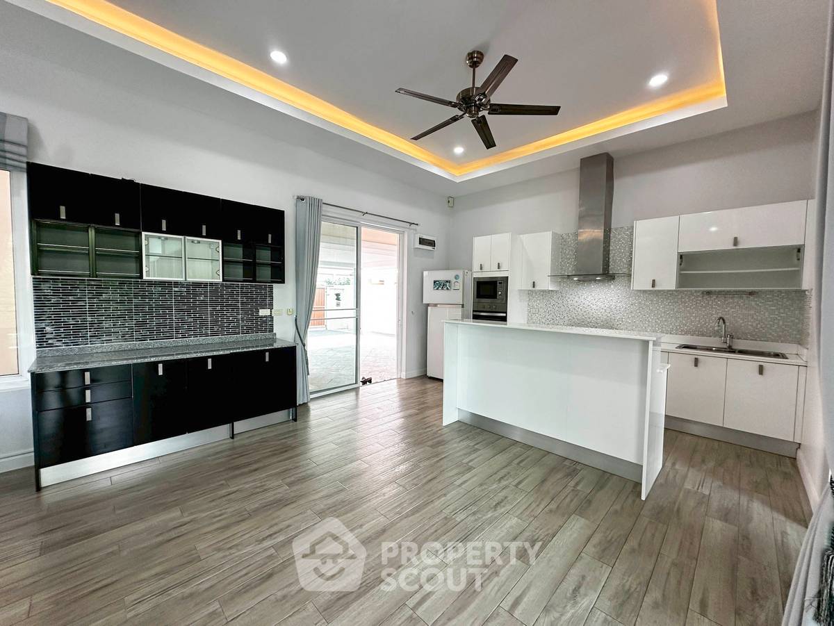 รูป วิลล่า 3-ห้องนอน ใน วังก์พง (ID 2461658) - รูปที่ 3/46