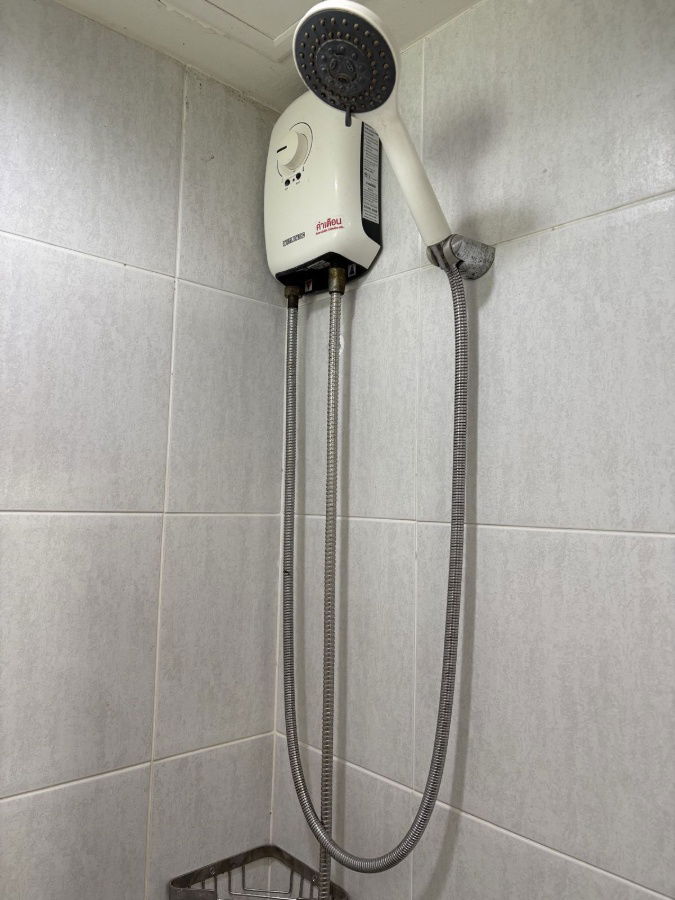 picture The Paseo Shopping Center 1.5 km. Price 8,500 Baht Condo Lumpini Ville Onnut - Ladkrabang ( Rental ) - 8/9