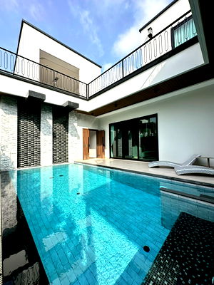 บ้านเดี่ยว หนองปรือ ชลบุรี : ขายพูลวิลล่าหรูในทุ่งกลมตาลหมัน