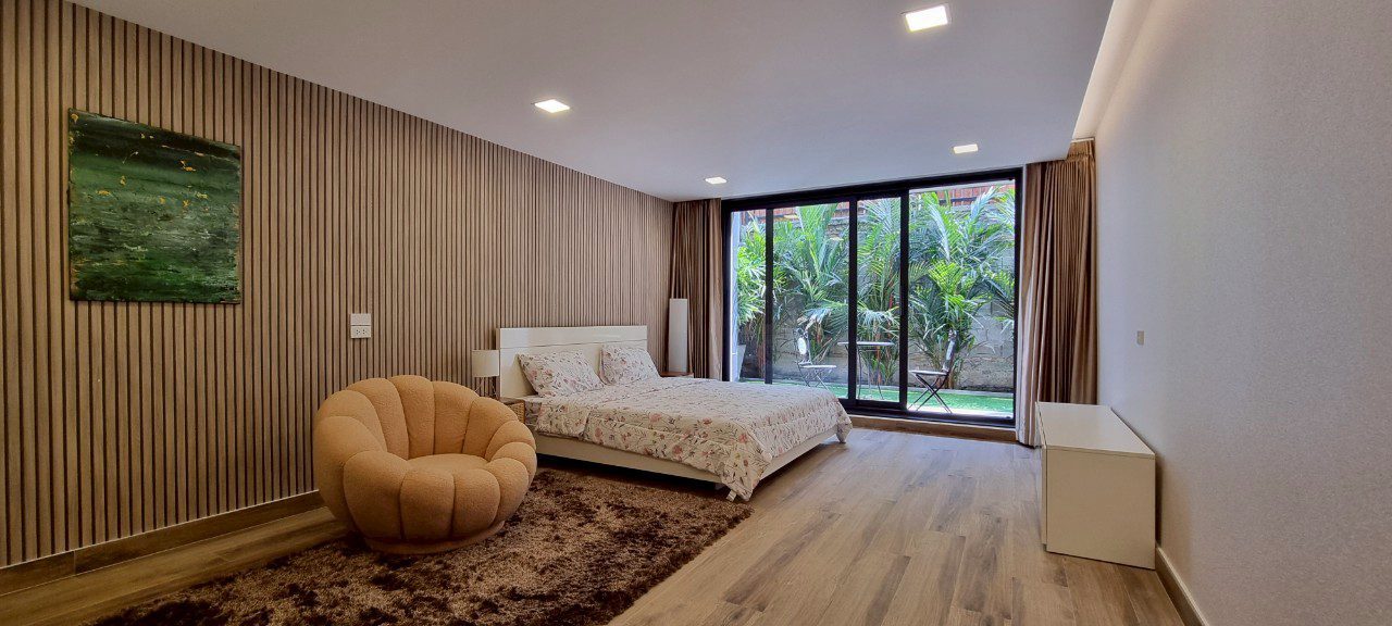 รูป วิลล่าพูลวิลล่าสุดหรูหรา 6 ห้องนอนบนเขาพระตำหนัก - รูปที่ 11/28