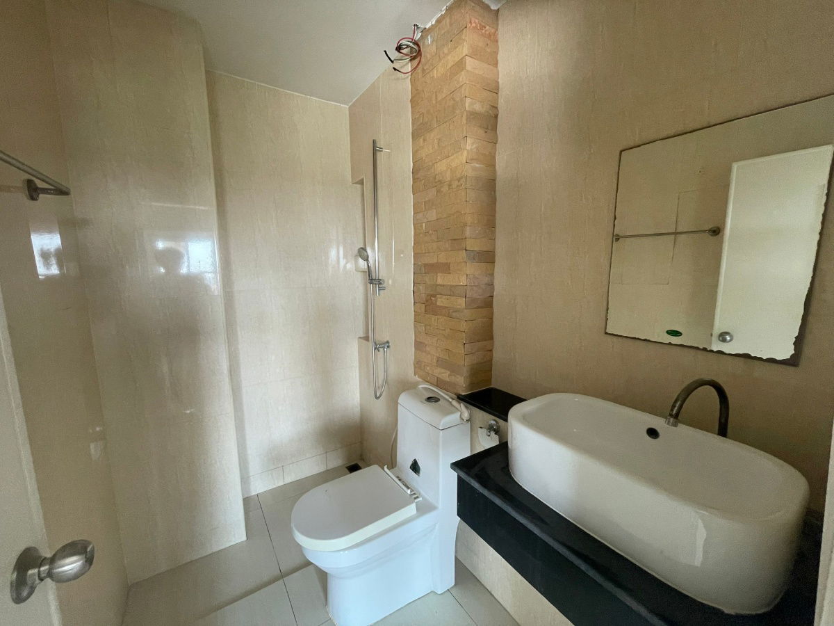 รูป JK 4007723 : ศุกร์ศิริ คอนโดมิเนียม - รูปที่ 7/8