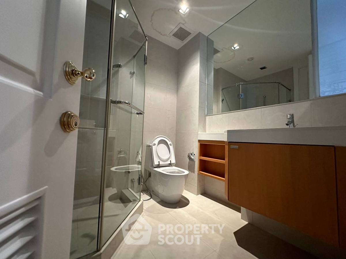 picture 2-BR Condo at Athenee Residence near BTS Phloen Chit (ID 2460862) - 21/21