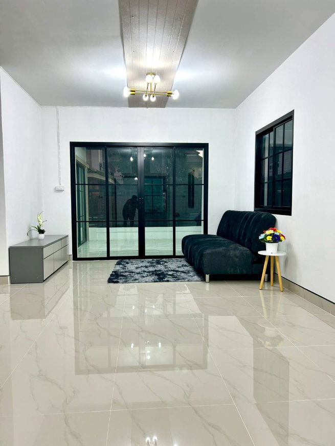 รูป โปรแรงลด 300,000 บาท! ฟรีโอน! บ้านแฝด 2 ชั้น พฤกษา 19 วัดลาดปลาดุก | 6 นอน 38.5 ตร.วา จอดรถ 4 คัน! | เพียง 2.89 ลบ. - รูปที่ 10/21