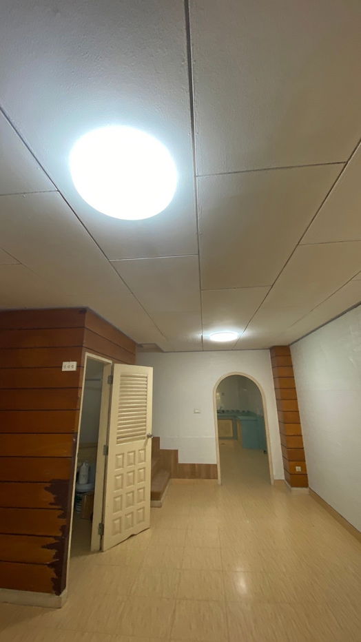 รูป บ้านให้เช่า ทาวน์เฮาส์2ชั้น 3 นอน 2น้ำ 1 จอด หมู่บ้านเสนาวิลล่า84 เดินทางสะดวก ใกล้เดอะมอลล์บางกะปิ น้อมจิตต์ โลตัสบางกะปิ ตลาดบางกะปิ  - รูปที่ 3/10