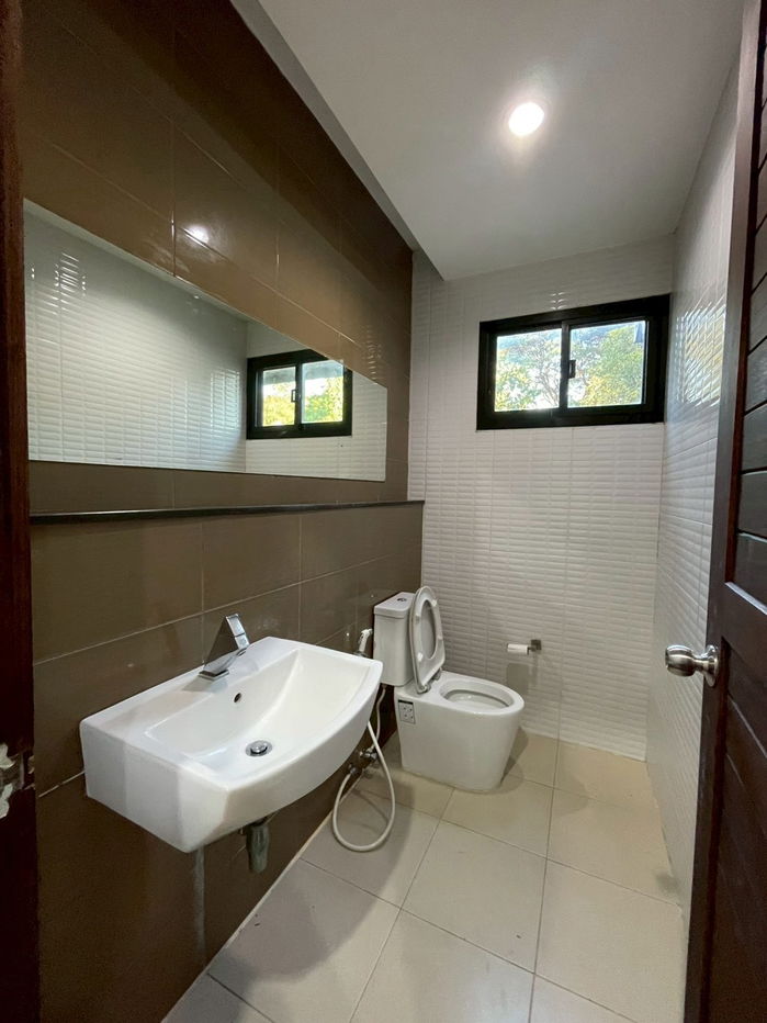 รูป ให้เช่าบ้านเดี่ยวสองชั้น  2 ห้องนอน 3 ห้องน้ำ 1  ห้องครัว  1  ที่จอดรถ - รูปที่ 16/24