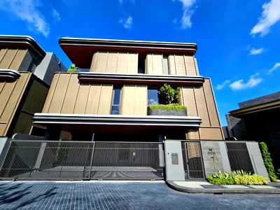 บ้านเดี่ยว ถนนประชาอุทิศ ห้วยขวาง : ขายบ้าน ที่ บูก้าน พระราม 9-เหม่งจ๋าย