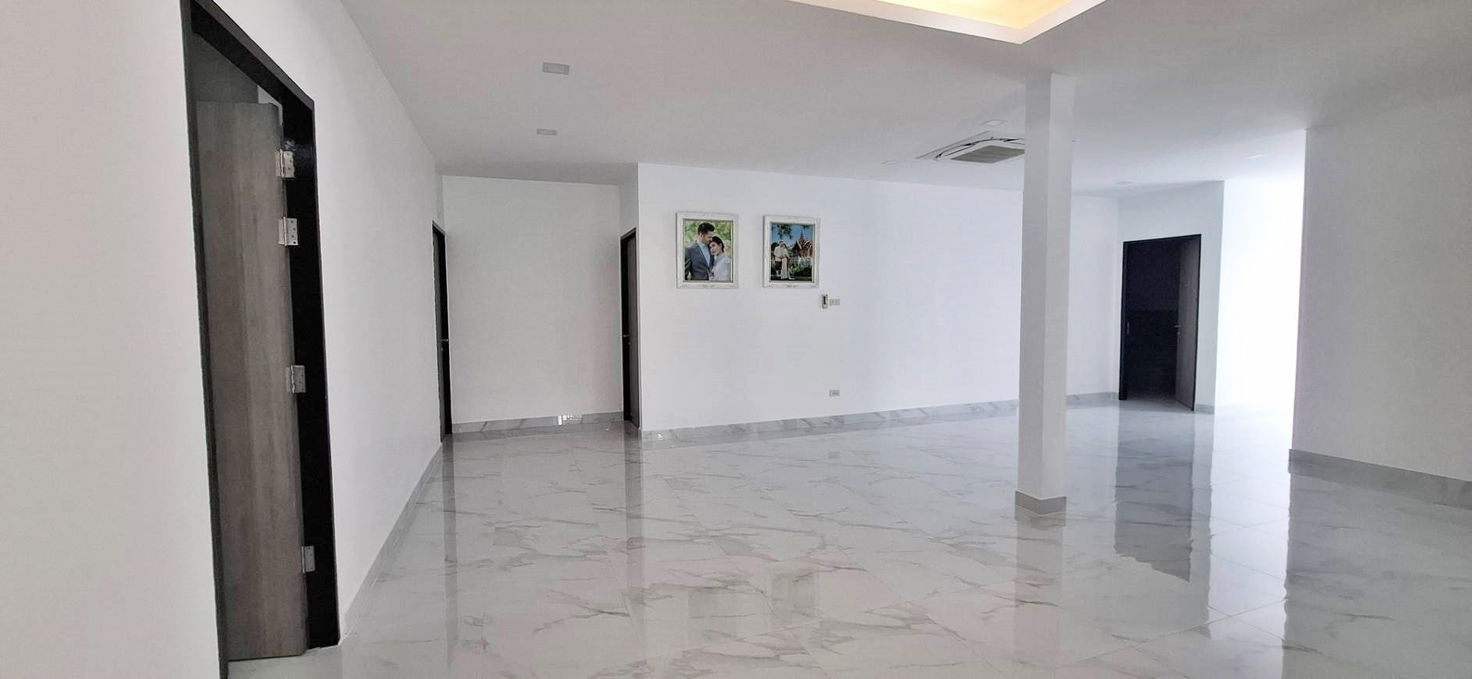 picture Mabprachan Pool Villa 4 Bedrooms for Sale - 6/16